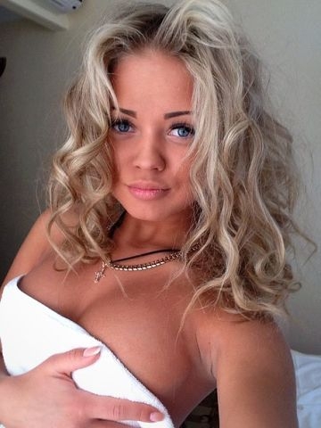 Есения, 21